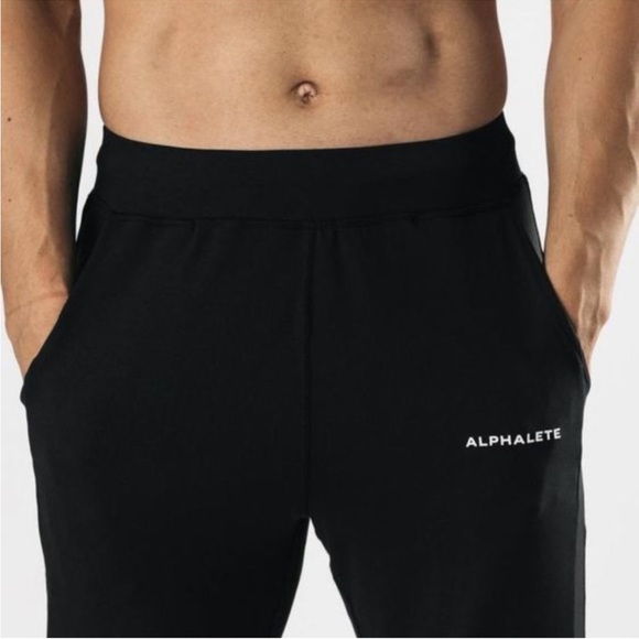 NEW Alphalete Men's PREMIUM V2 JOGGER BLACK - Picture 5 of 10
